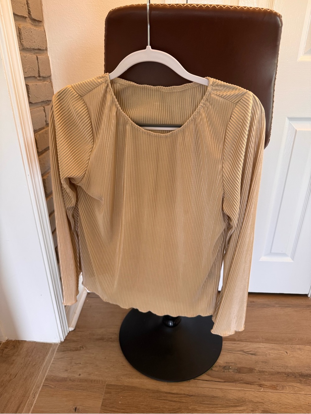 SHEIN Beige Ribbed Long-Sleeve Scoop Neck Top